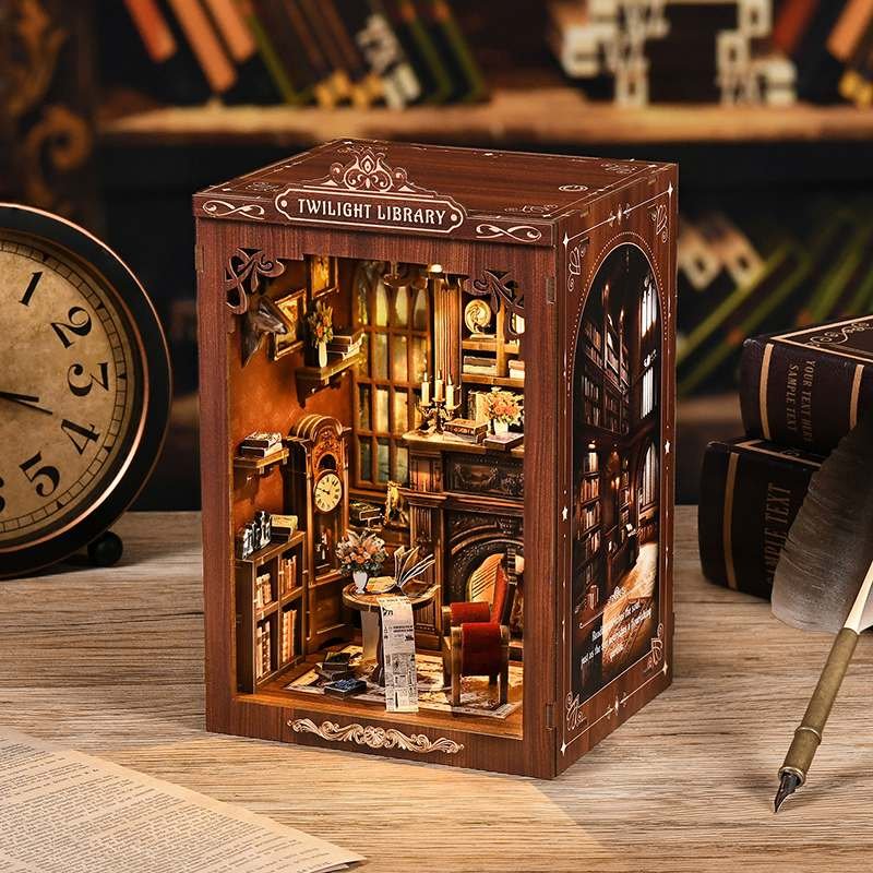 Vintage Study Room DIY Book Nook Kit